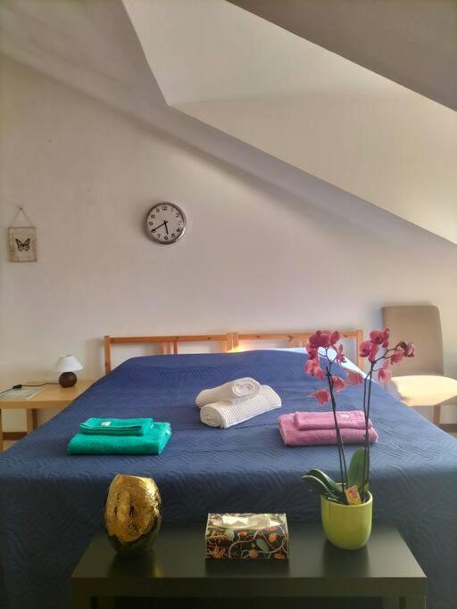 La Casa Di Marta - Ampia Ed Accogliente Mansarda In Piazza Statuto Daire Torino Dış mekan fotoğraf